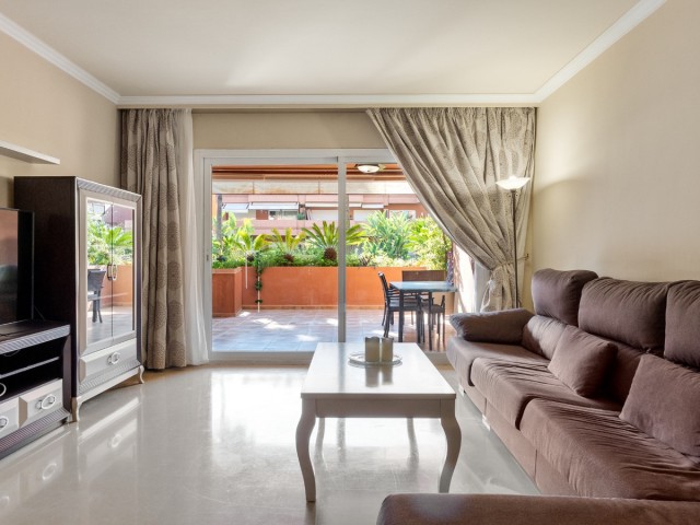 2 Bedrooms Apartment in Puerto Banús