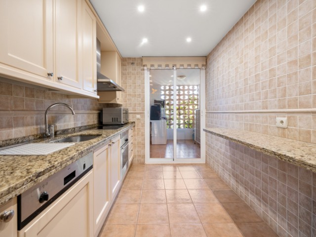 2 Bedrooms Apartment in Puerto Banús