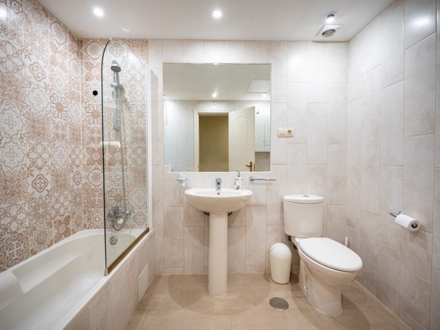 2 Bedrooms Apartment in Puerto Banús