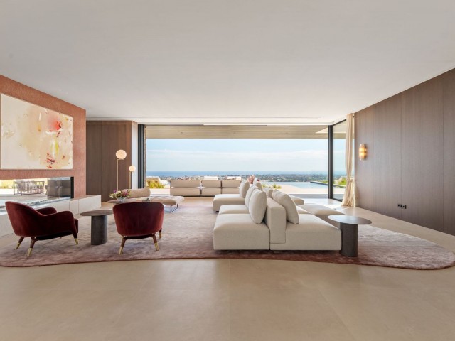 8 Makuuhuoneen Huvila Benahavís