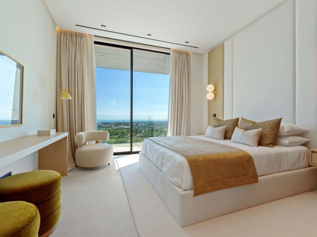 8 Makuuhuoneen Huvila Benahavís