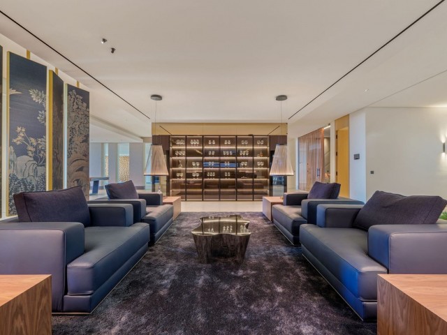 8 Makuuhuoneen Huvila Benahavís