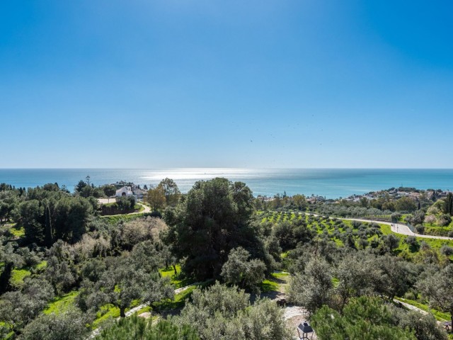 4 Bedrooms Villa in Benalmadena Costa