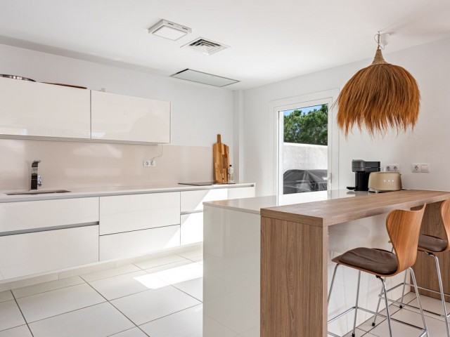 4 Bedrooms Villa in Benalmadena Costa