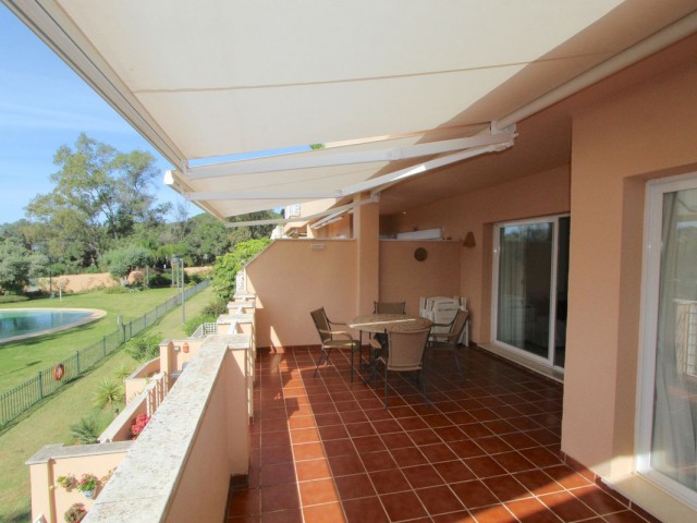 2 Bedrooms Apartment in Elviria