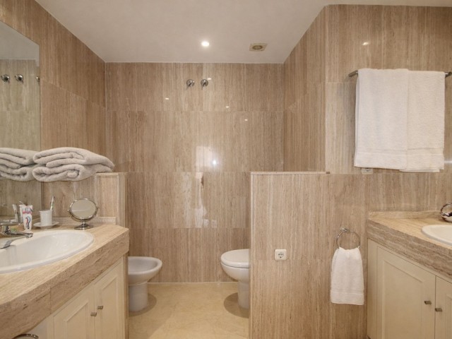 Appartement avec 2 Chambres  à Elviria