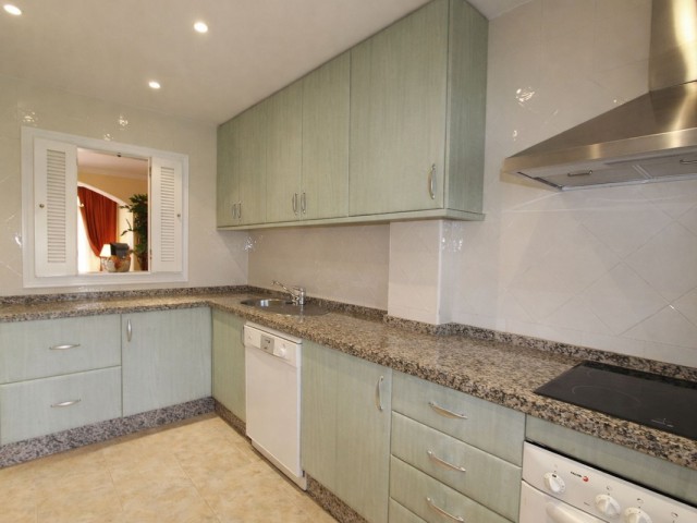 Appartement avec 2 Chambres  à Elviria