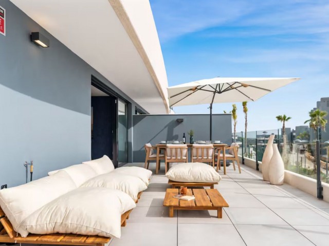 3 Bedrooms Apartment in Selwo