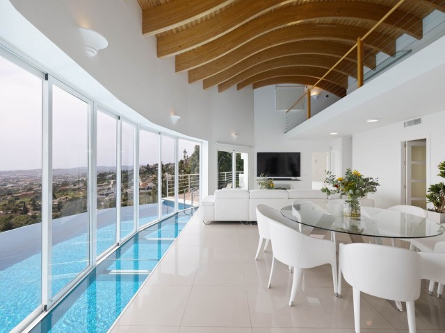 4 Makuuhuoneen Huvila Benalmadena Costa