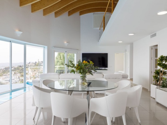 4 Makuuhuoneen Huvila Benalmadena Costa