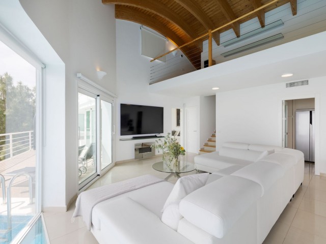 4 Makuuhuoneen Huvila Benalmadena Costa