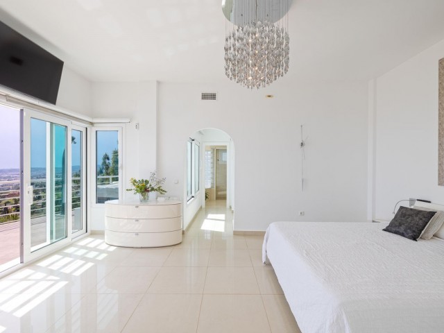 4 Makuuhuoneen Huvila Benalmadena Costa