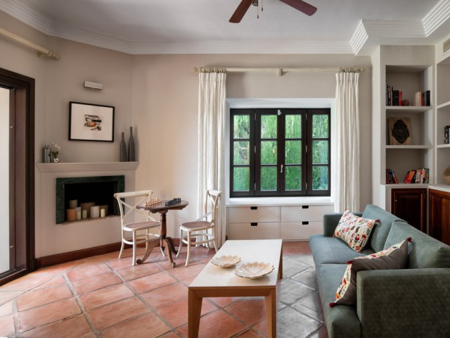 5 Bedrooms Villa in Marbella