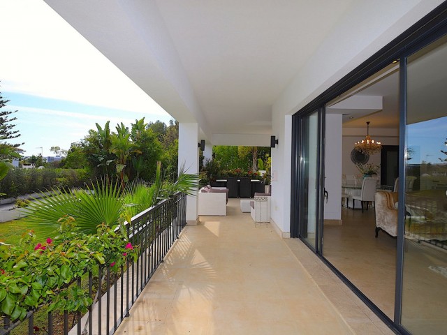 6 Slaapkamer Villa in Nueva Andalucía