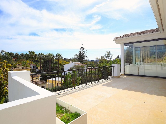 6 Slaapkamer Villa in Nueva Andalucía
