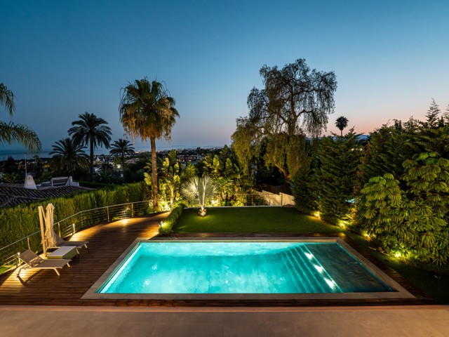 5 Bedrooms Villa in Nagüeles