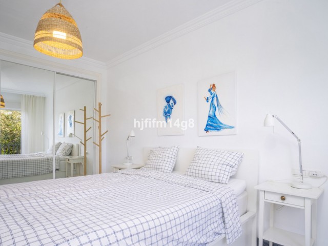 2 Makuuhuoneen Huoneisto Nueva Andalucía