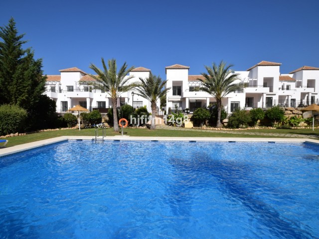 2 Makuuhuoneen Huoneisto Nueva Andalucía