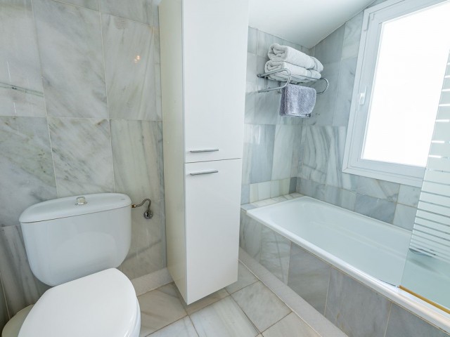 3 Soveroms Rekkehus i Nueva Andalucía