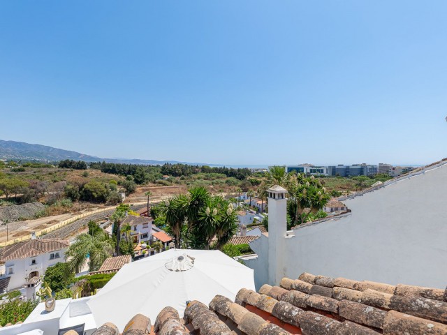 3 Soveroms Rekkehus i Nueva Andalucía