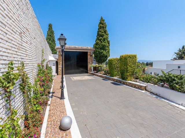 3 Soveroms Rekkehus i Nueva Andalucía