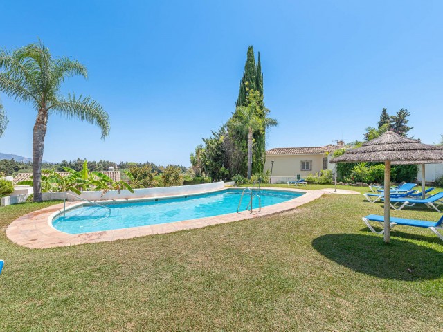 3 Slaapkamer Rijtjeshuis in Nueva Andalucía