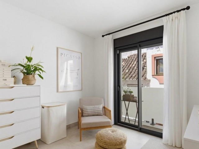 4 Makuuhuoneen Rivitalo Estepona