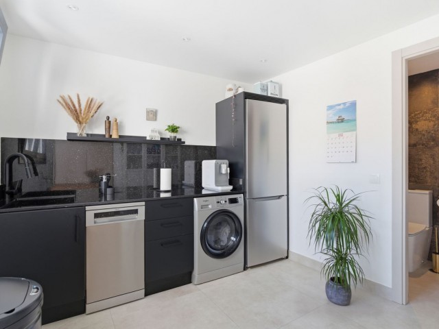 4 Makuuhuoneen Rivitalo Estepona