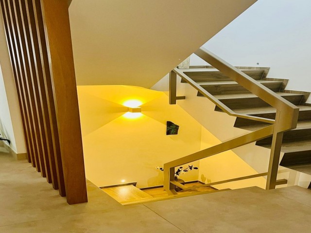 4 Schlafzimmer Reihenhaus in Estepona
