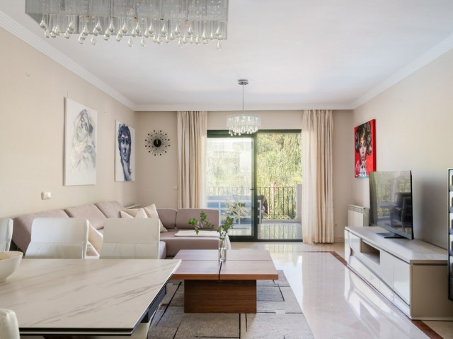 3 Makuuhuoneen Huoneisto Nueva Andalucía