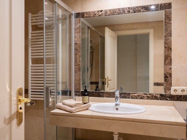 3 Makuuhuoneen Huoneisto Nueva Andalucía