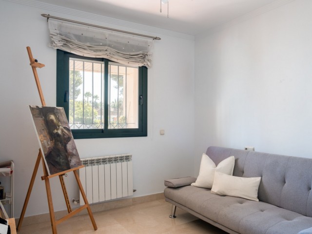 3 Makuuhuoneen Huoneisto Nueva Andalucía