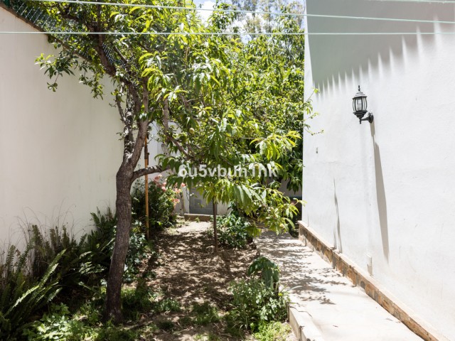 5 Bedrooms Townhouse in San Pedro de Alcántara
