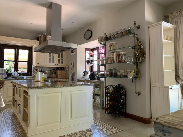 5 Bedrooms Villa in Sierra Blanca