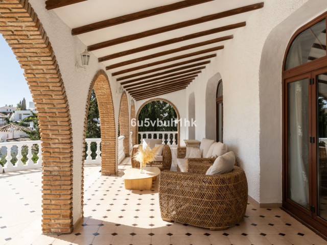 6 Makuuhuoneen Huvila Arroyo de la Miel