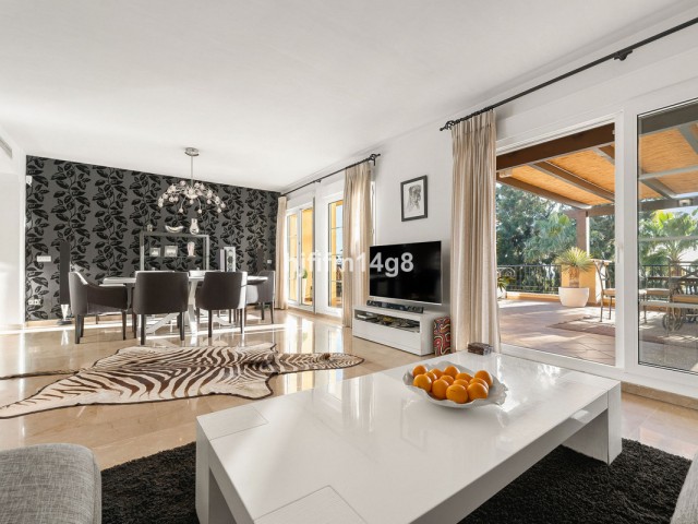 Penthouse in Nueva Andalucía