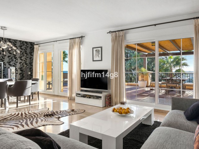 Penthouse in Nueva Andalucía