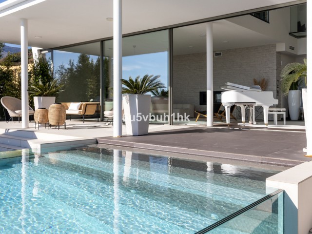 4 Schlafzimmer Villa in Benalmadena