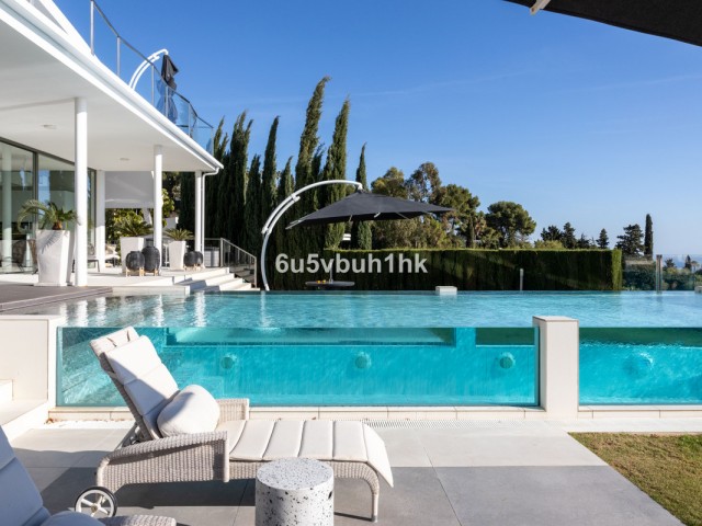 4 Schlafzimmer Villa in Benalmadena