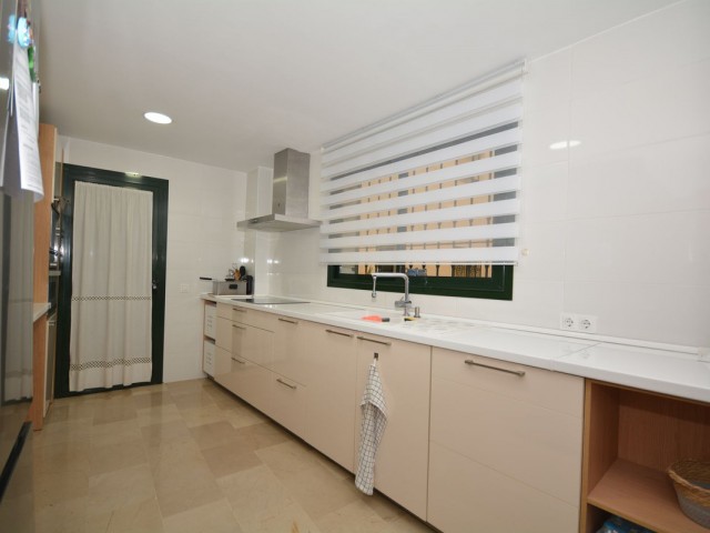 3 Makuuhuoneen Huoneisto San Pedro de Alcántara