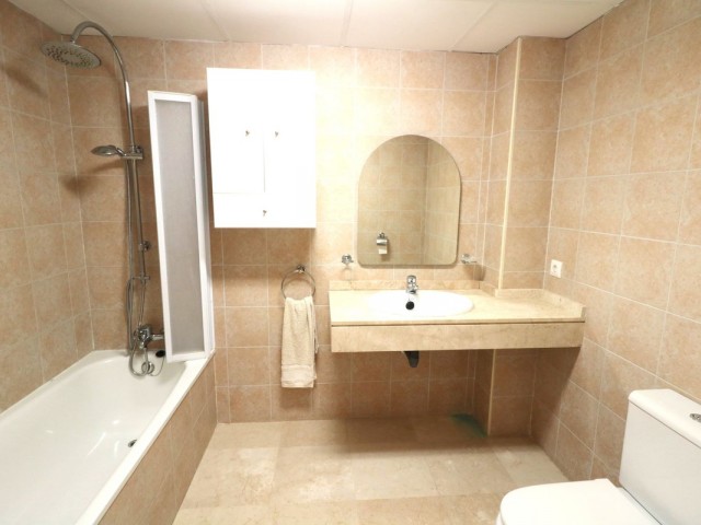 3 Makuuhuoneen Huoneisto New Golden Mile