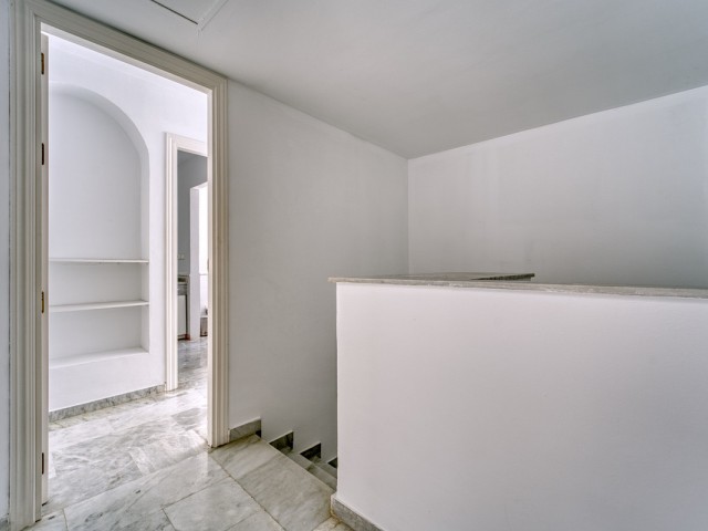 5 Makuuhuoneen Huoneisto Guadalmina Baja