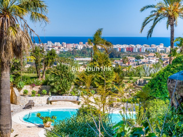 8 Makuuhuoneen Huvila Mijas