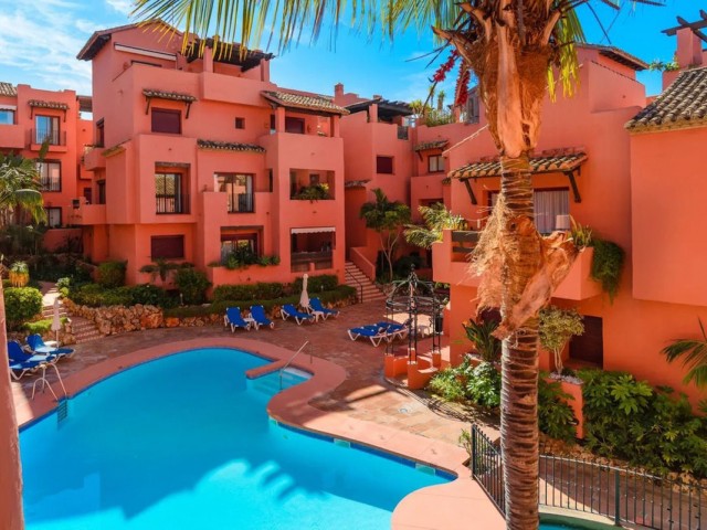 2 Schlafzimmer Apartment in Elviria