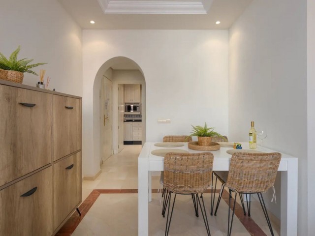 2 Schlafzimmer Apartment in Elviria