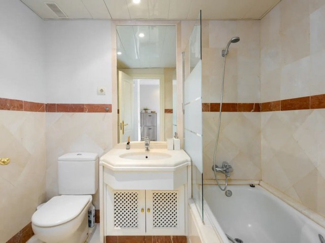 2 Schlafzimmer Apartment in Elviria
