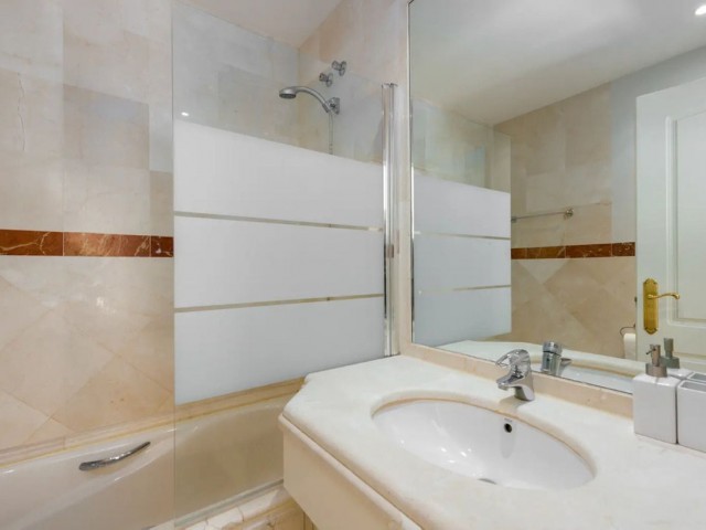 2 Schlafzimmer Apartment in Elviria