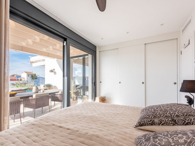 Penthouse avec 3 Chambres  à El Paraiso