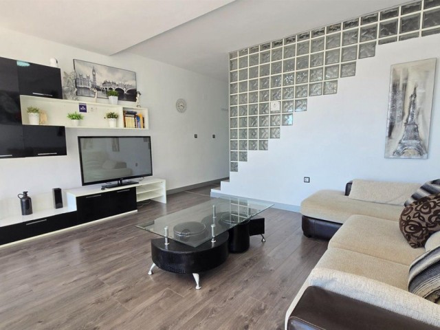 3 Schlafzimmer Apartment in La Carihuela