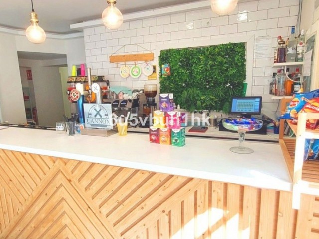 Commercial avec 0 Chambres  à Fuengirola